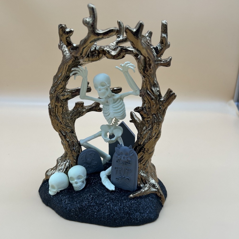 Bath & Body Works Halloween Glow-in Dark DANCING SKELETON 3-Wick Candle Holder